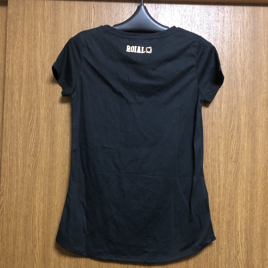 roial(ロイヤル)の新品 未使用 ROIAL ロイヤル Tシャツ　Ｍ レディースのトップス(Tシャツ(半袖/袖なし))の商品写真