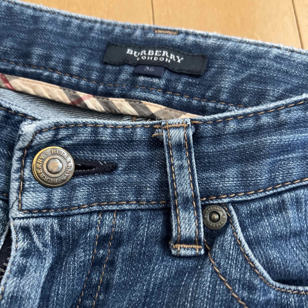 BURBERRY(バーバリー)のBurberry ジーンズ レディースのパンツ(デニム/ジーンズ)の商品写真