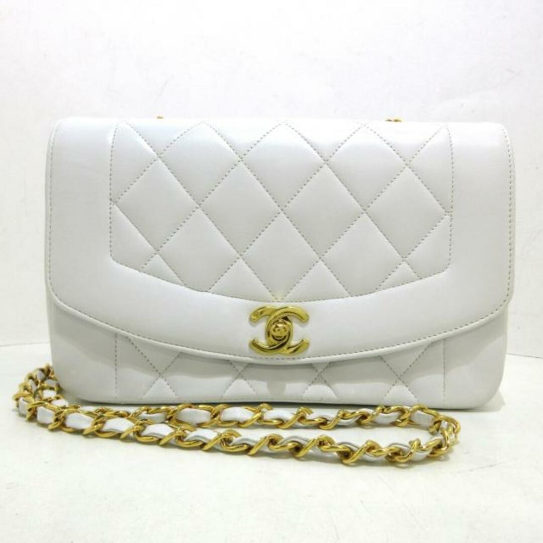 CHANEL - シャネル ショルダーバッグ レディース 白