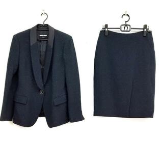 ジョルジオアルマーニ(Giorgio Armani)のジョルジオアルマーニ スカートスーツ美品 (スーツ)