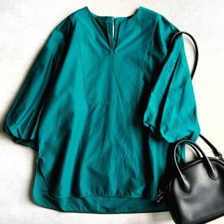 ebure(シャツ/ブラウス(半袖/袖なし))のフリマアイテム一覧 ebure(シャツ/ブラウス(半袖/袖なし))のフリマアイテム一覧