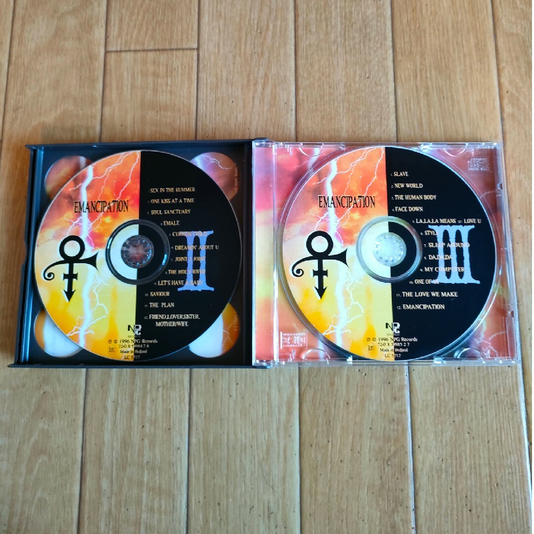 3CD 廃盤 オランダ盤 プリンス イマンシペイション Prince エンタメ/ホビーのCD(ポップス/ロック(洋楽))の商品写真