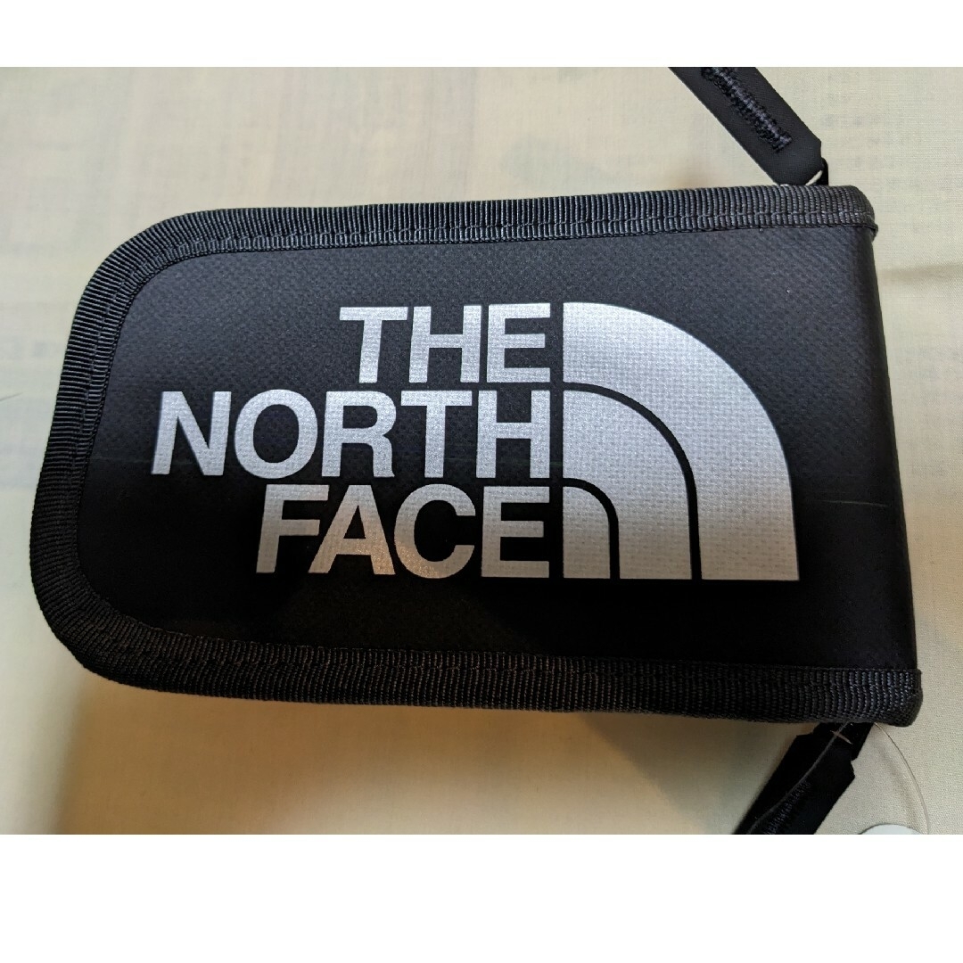 THE NORTH FACE(ザノースフェイス)の【訳あり特価】ノースフェイス　 BCユーティリティーポケット 　コンパクトポーチ メンズのバッグ(その他)の商品写真