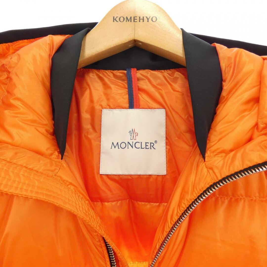 モンクレール MONCLER ダウンジャケット