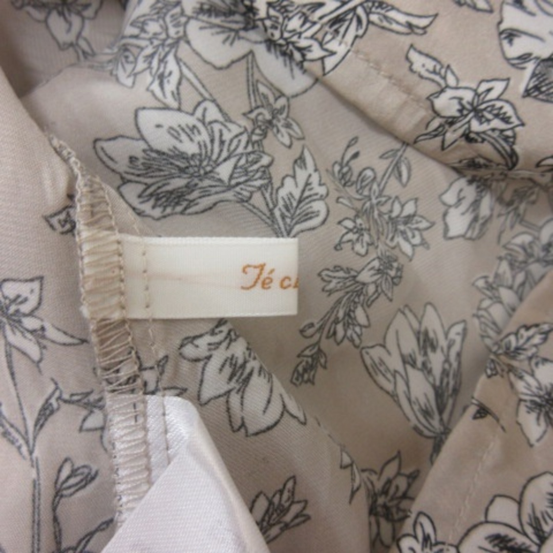 Techichi(テチチ)のテチチ ブラウス 半袖 花柄 F グレー白 ホワイト /YI レディースのトップス(シャツ/ブラウス(半袖/袖なし))の商品写真