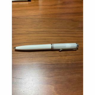 ペリカン(Pelikan)の特別生産品　ペリカン　スーベレーン　ホワイトストライプ(ペン/マーカー)