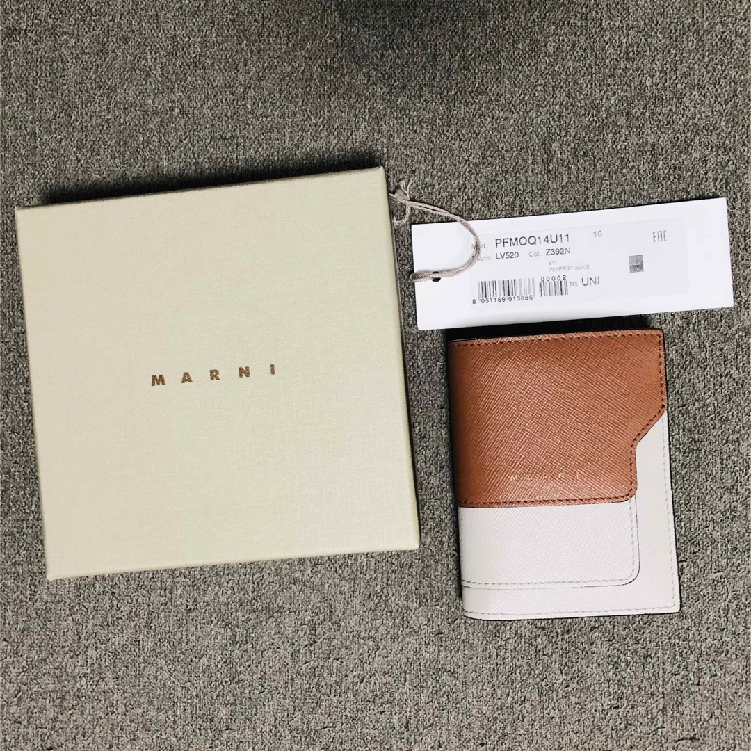 MARNI 折りたたみ財布　ミニウォレット