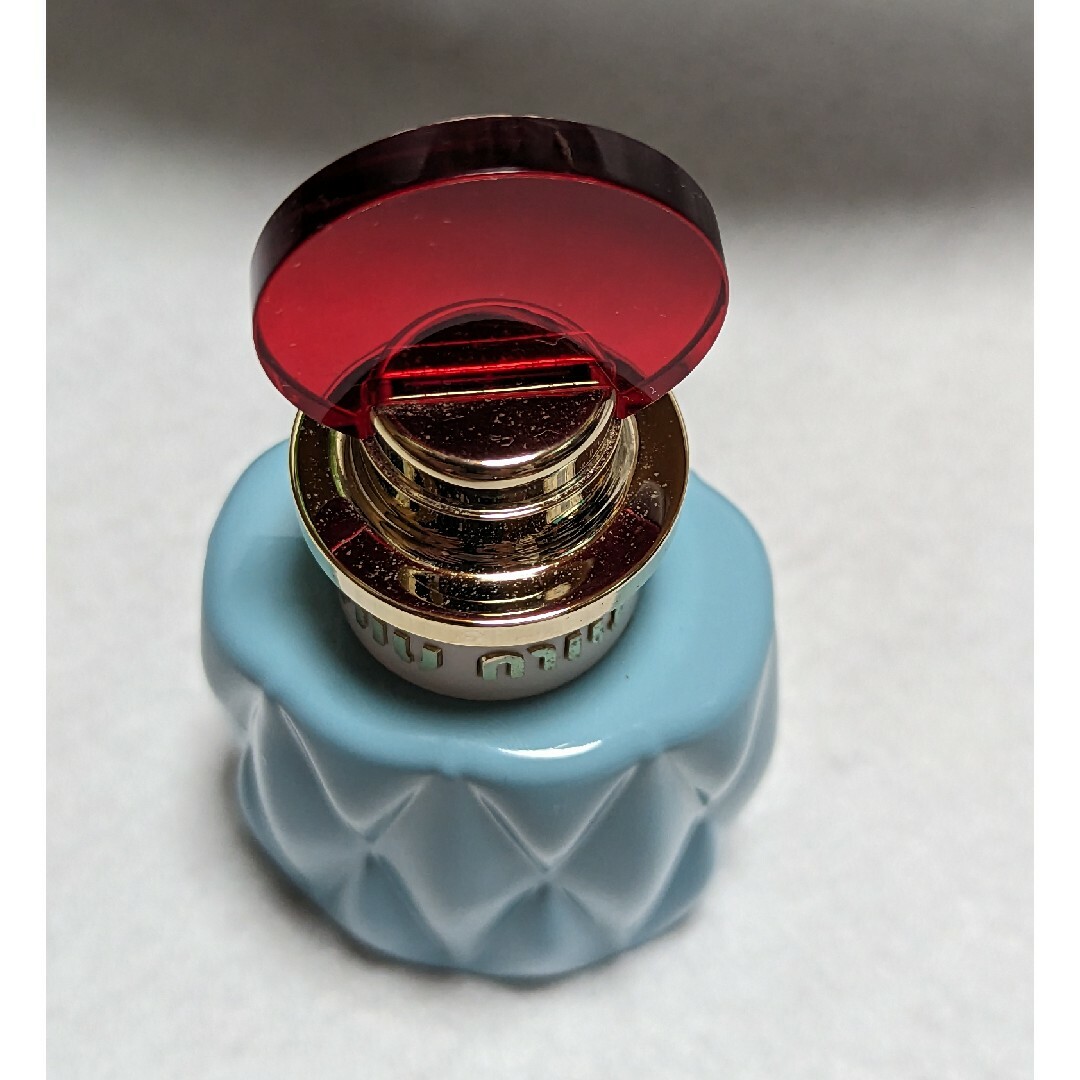 miumiu(ミュウミュウ)のミュウミュウオードパルファム50ml コスメ/美容の香水(香水(女性用))の商品写真