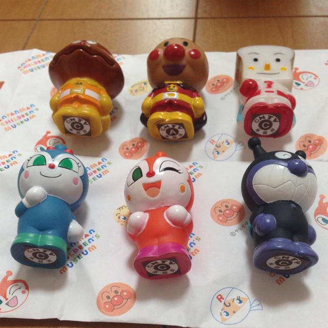 アンパンマン人形6セット エンタメ/ホビーのおもちゃ/ぬいぐるみ(ぬいぐるみ)の商品写真