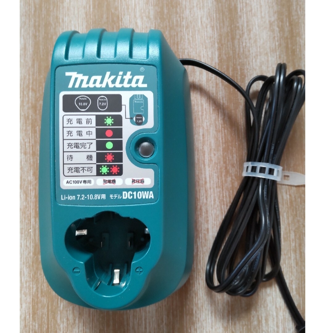 Makita(マキタ)のマキタ 充電式インパクトドライバ TD090セット 10.8v スポーツ/アウトドアの自転車(工具/メンテナンス)の商品写真