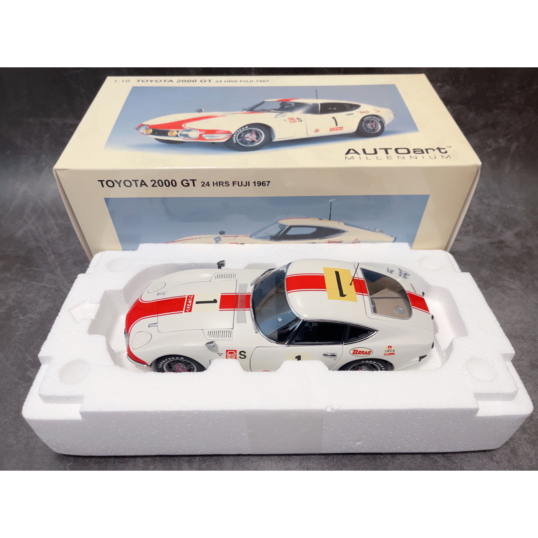 オートアート1/18 トヨタ2000GT 富士24H autoart 新品 #1の通販 by