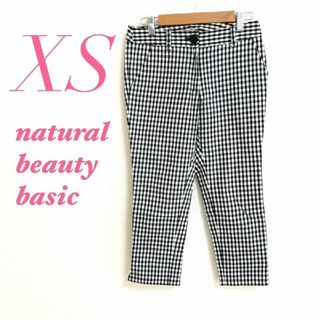 ナチュラルビューティーベーシック(NATURAL BEAUTY BASIC)のNatural Beauty Basic ナチュラルビューティーベーシック　XS(クロップドパンツ)