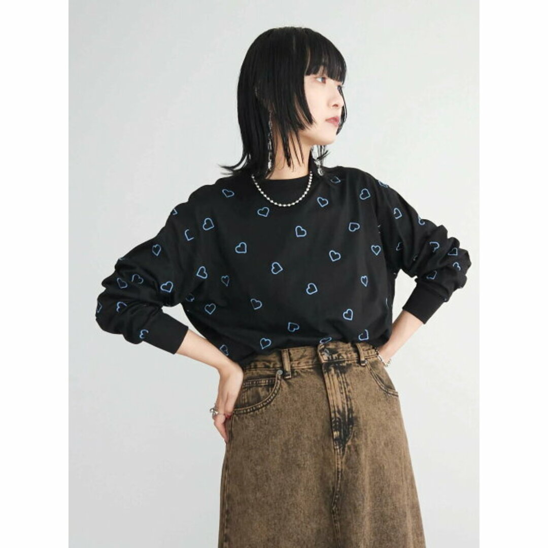 【ブラック】Double Flags ハート刺繍ロンT 23AW/長袖