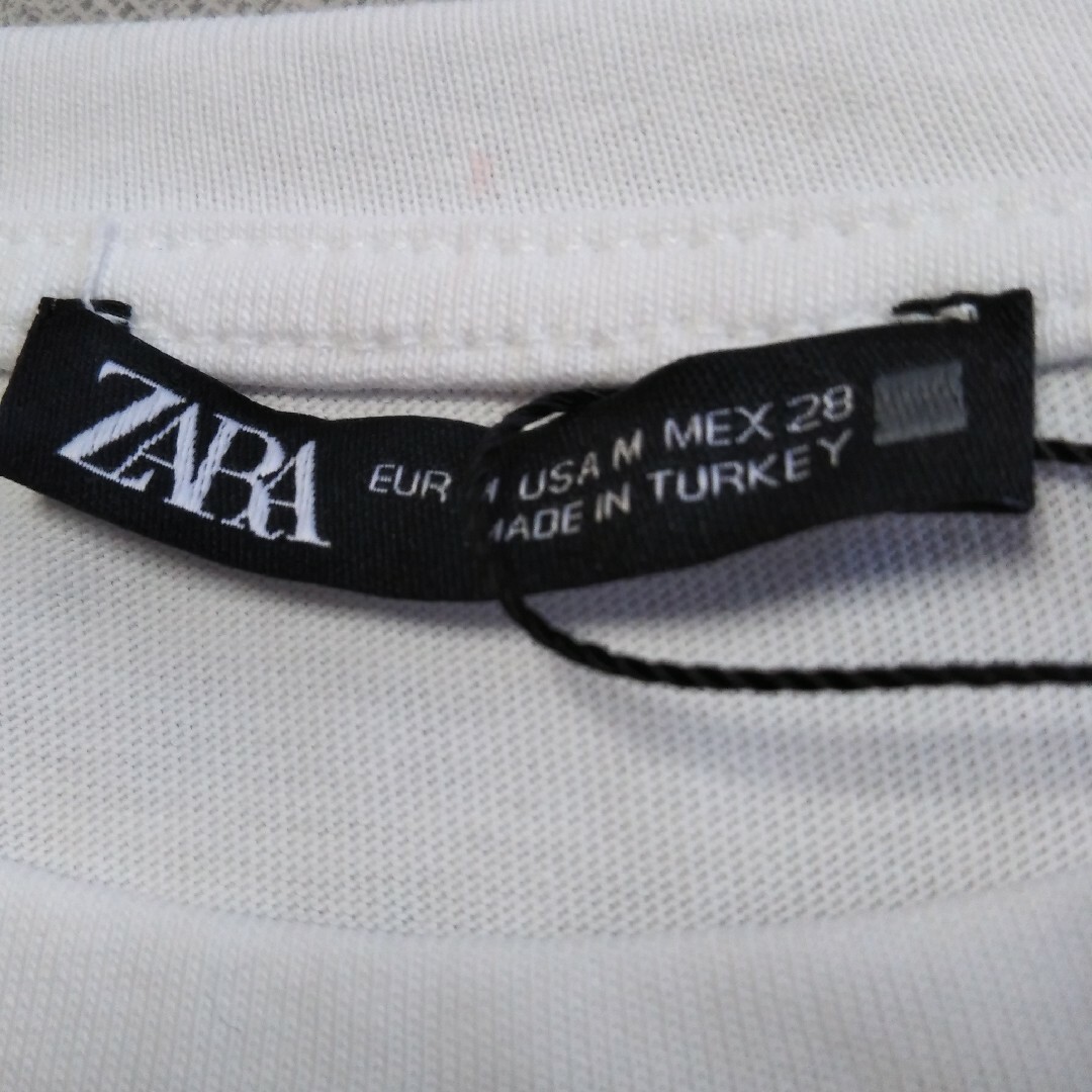 ZARA(ザラ)の新品 ZARA ザラ ラインストーン ビジュー Tシャツ レディースのトップス(Tシャツ(半袖/袖なし))の商品写真