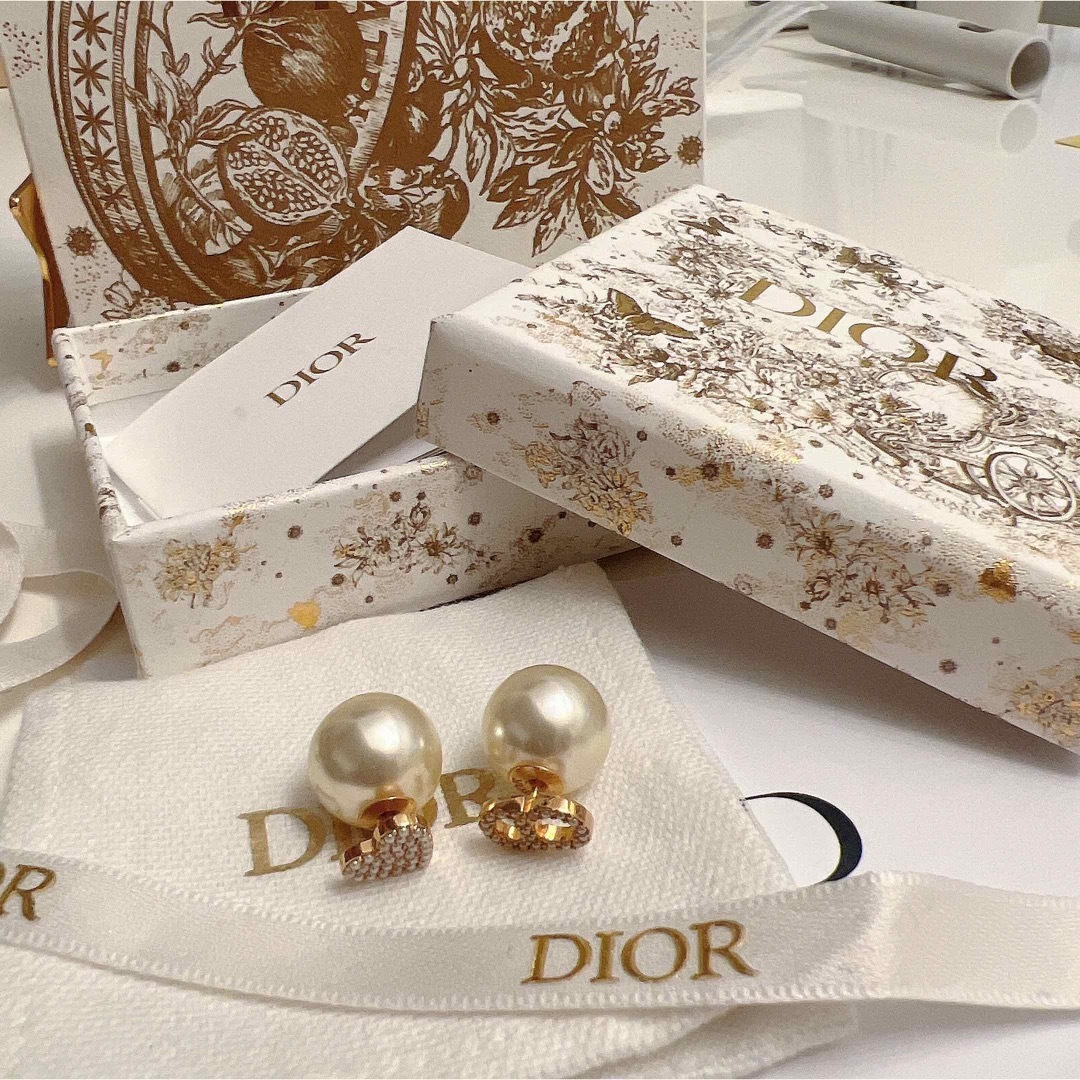 Dior    ロングパール  ピアス