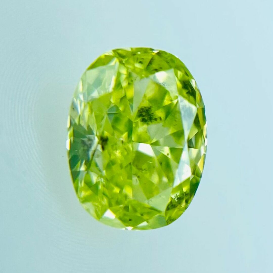 FANCY INTENSE YELLOW GREEN 0.342ct OV レディースのアクセサリー(その他)の商品写真