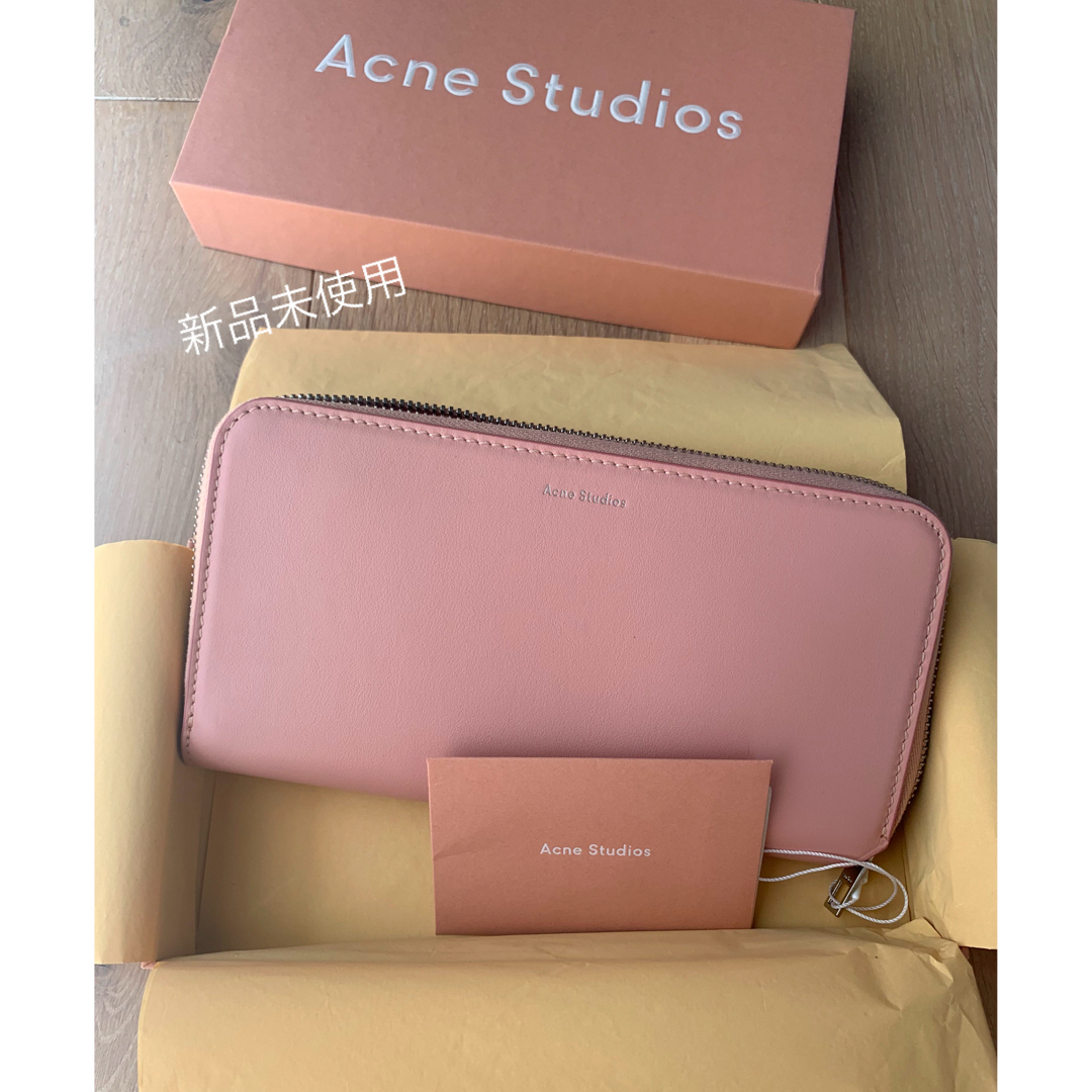 【新品未使用】Acne Studios アクネスタディオス　財布（ピンク）