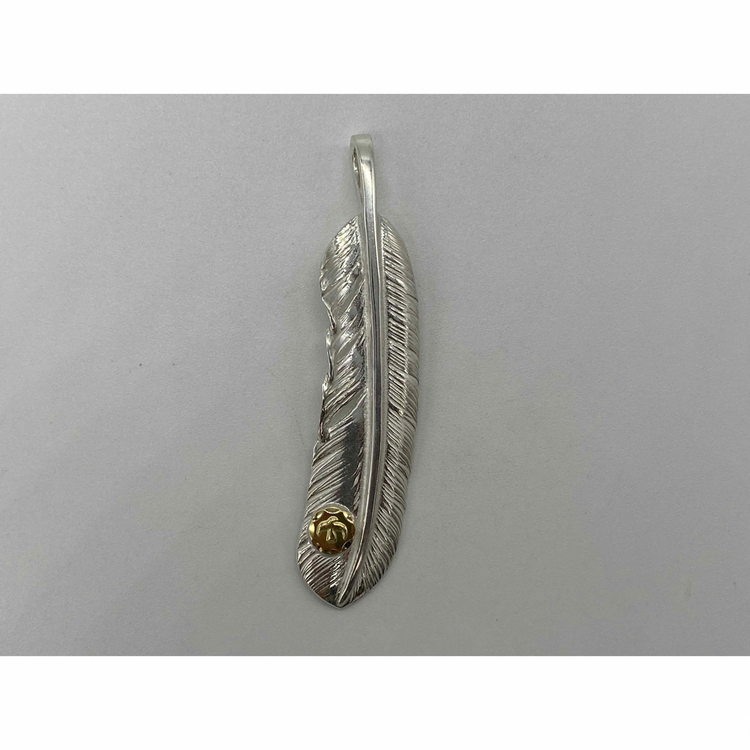 ゴローズ 新品 金メタル付特大フェザー右①現行 www.krzysztofbialy.com ゴローズ 良品 上金特大フェザー右② old