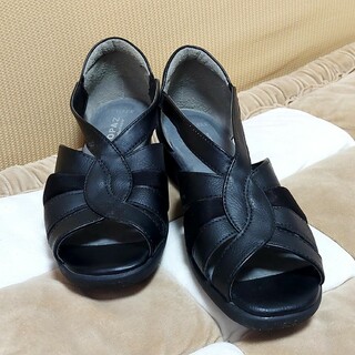 【TOPAZ comfortable】 ブラックサンダル  23cm(EEE)(サンダル)