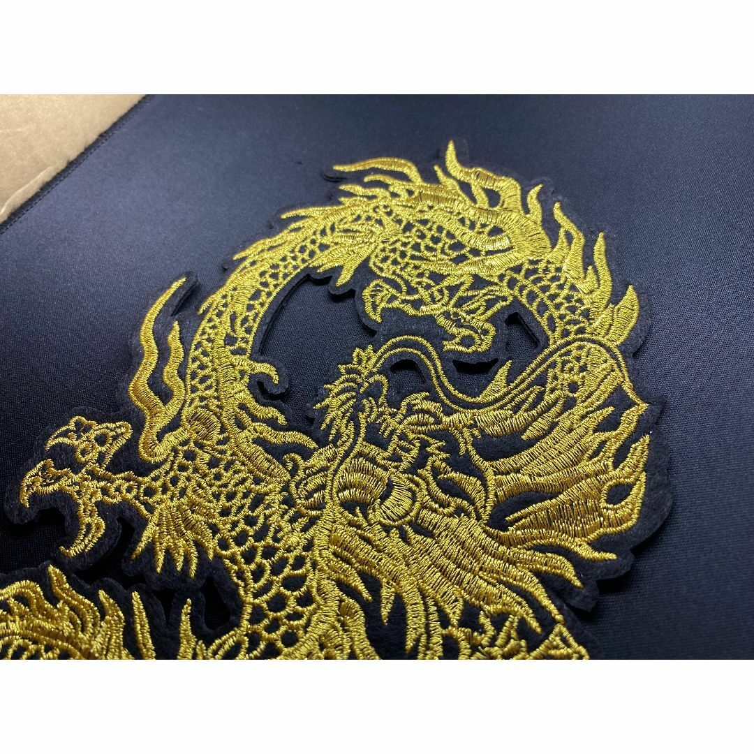 未使用品 龍 竜 ドラゴン 金色 大型 おしゃれ 刺繍 ワッペン 1点 未使用品 龍 竜 ドラゴン 金色 大型 おしゃれ 刺繍 ワッペン 1点