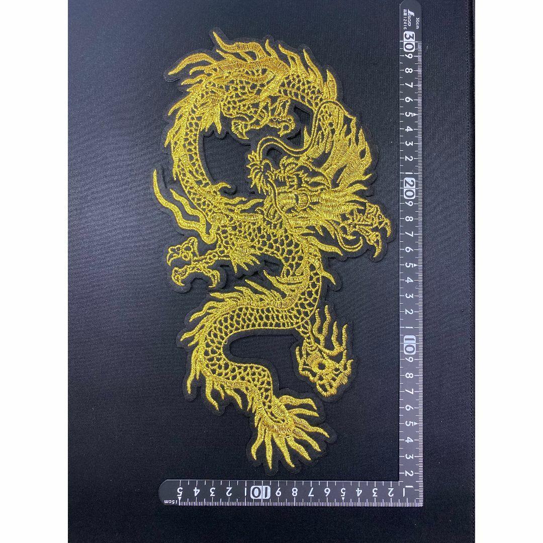 未使用品 龍 竜 ドラゴン 金色 大型 おしゃれ 刺繍 ワッペン 1点 未使用品 龍 竜 ドラゴン 金色 大型 おしゃれ 刺繍 ワッペン 1点