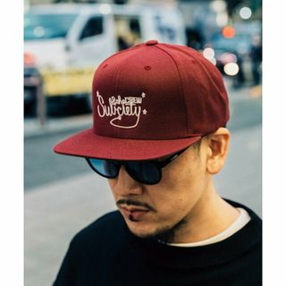 サブサエティ(Subciety)の【BURGUNDY】SNAP BACK CAP-theCREW-(キャップ)