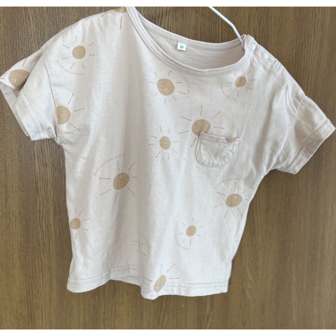 ベビー 100 肩ボタン  おひさま  Tシャツ キッズ/ベビー/マタニティのキッズ服女の子用(90cm~)(Tシャツ/カットソー)の商品写真