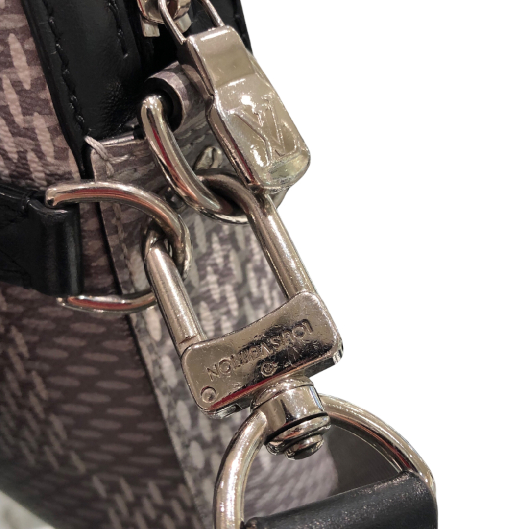 LOUIS VUITTON - ルイ・ヴィトン LOUIS VUITTON トリオメッセンジャー