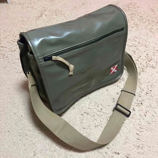 ラゲッジレーベル(LUGGAGE LABEL)のラゲッジレーベルショルダー赤バッテン(ショルダーバッグ)