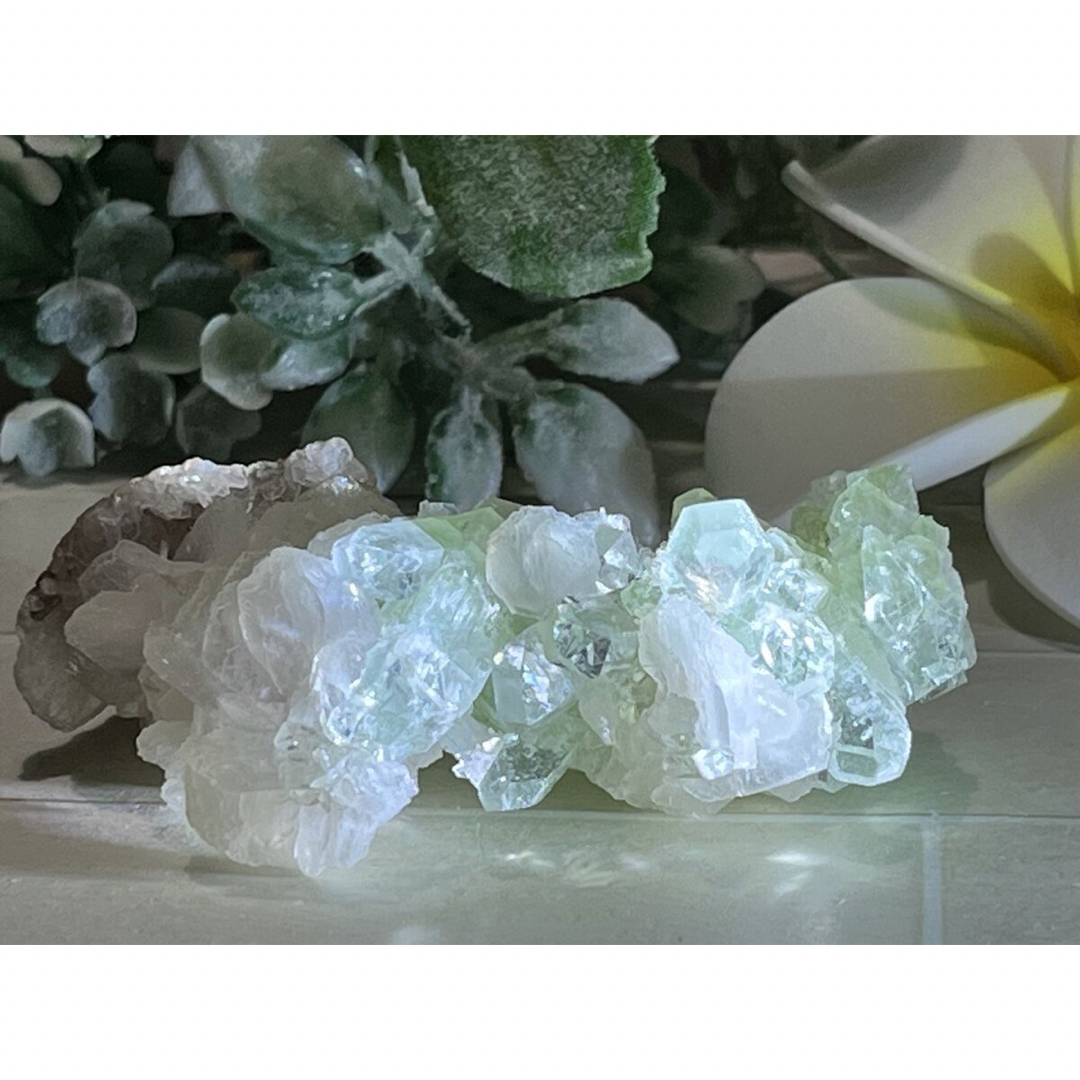 天使の水晶✨   レインボー　グリーンアポフィライト　原石　クラスター　魚眼石 5