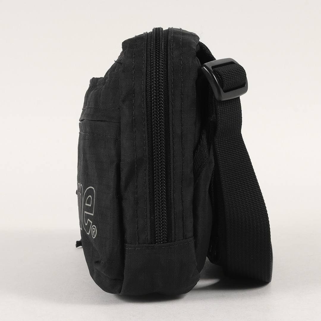Supreme シュプリーム バッグ ブランドロゴ X-PAC ショルダー バッグ Shoulder Bag 18AW ブラック 黒 カバン  ストリート ブランド 【メンズ】【中古】