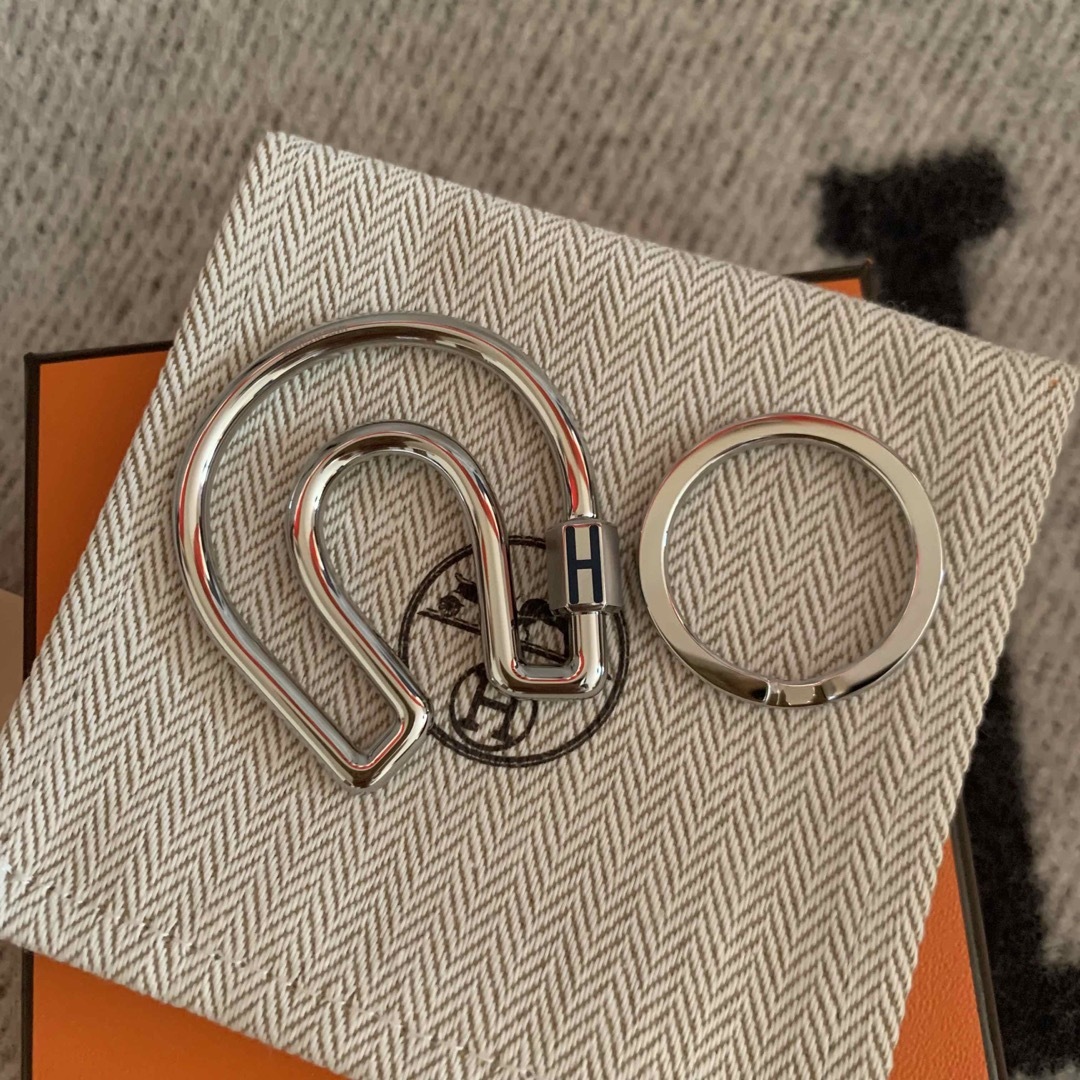 Hermès - Fer A Cheval Key Ring