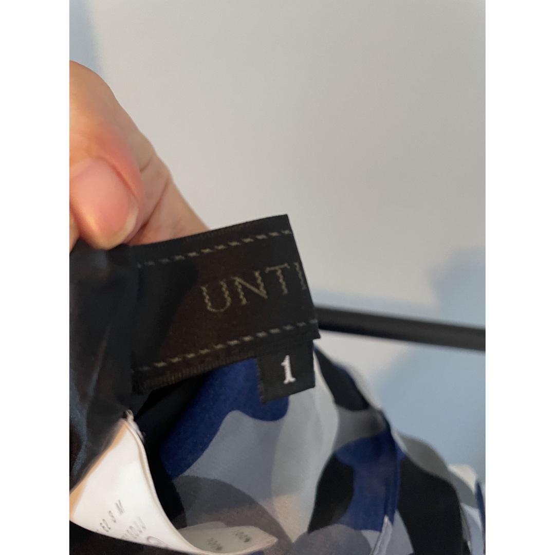 UNTITLED(アンタイトル)のアンタイトル　柄スカート　36  レディースのスカート(ひざ丈スカート)の商品写真