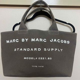 マークバイマークジェイコブス(MARC BY MARC JACOBS)のマークジェイコブス キャンバス トート L型　大型キャンバストートバッグ(トートバッグ)