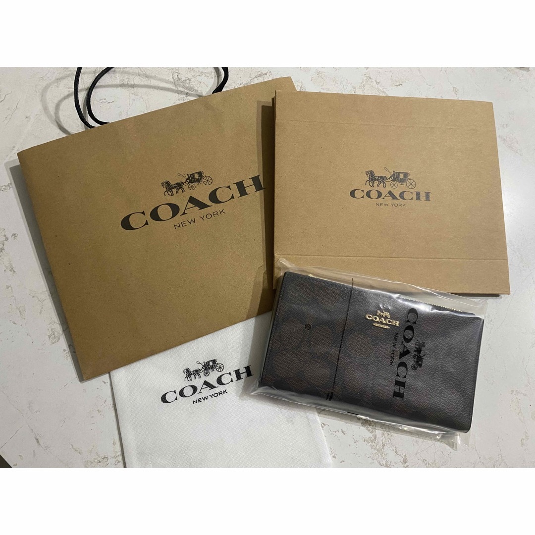 新品　coach シグネクチャー　長財布