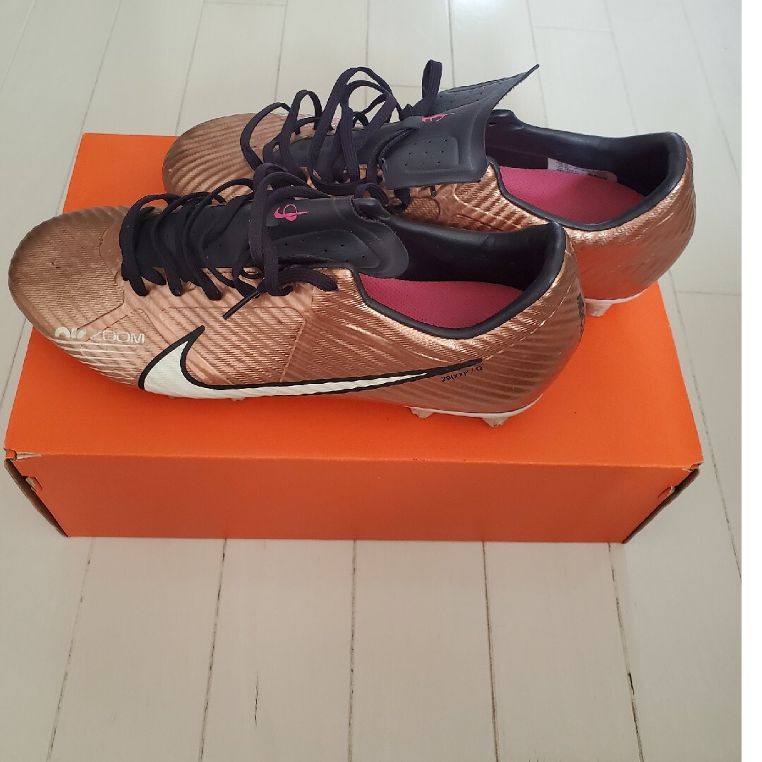 NIKE(ナイキ)の【used】NIKE スパイク26.5㎝ スポーツ/アウトドアのサッカー/フットサル(シューズ)の商品写真