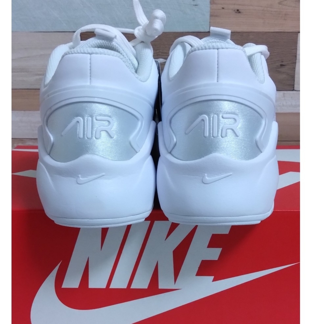 NIKE - NIKE エアマックスボルト cu4152 100 25cmの通販 by yu-zu ...