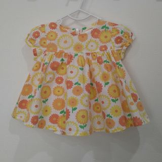 ジンボリー(GYMBOREE)のジンボリー　花柄チュニック　12m 70  ベビー　キッズ GYMBOREE(ワンピース)