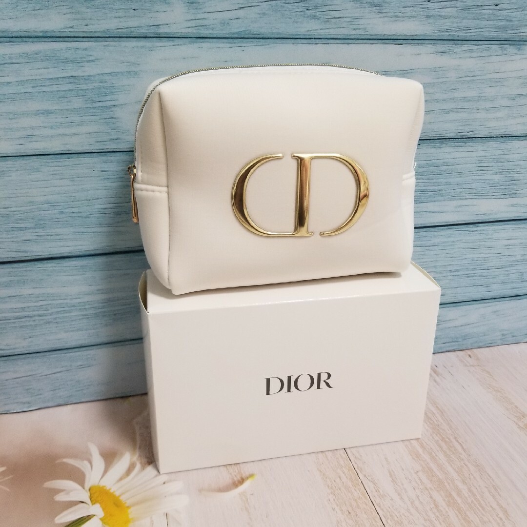 新品》Dior ディオール ノベルティポーチ ゴールド-