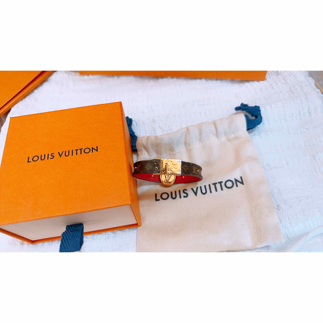 LOUIS VUITTON(ルイヴィトン)のriri様専用♡ルイヴィトン ブレスレット モノグラム 赤 最終値下げ レディースのアクセサリー(ブレスレット/バングル)の商品写真