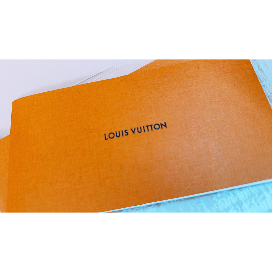 LOUIS VUITTON(ルイヴィトン)のriri様専用♡ルイヴィトン ブレスレット モノグラム 赤 最終値下げ レディースのアクセサリー(ブレスレット/バングル)の商品写真