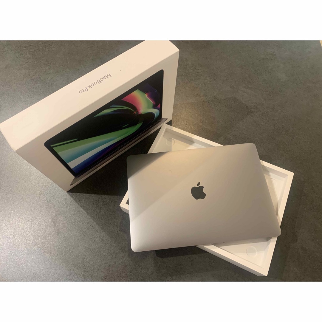 有Webカメラ美品　2020 MacBook Pro 13インチ　MYD82J/A