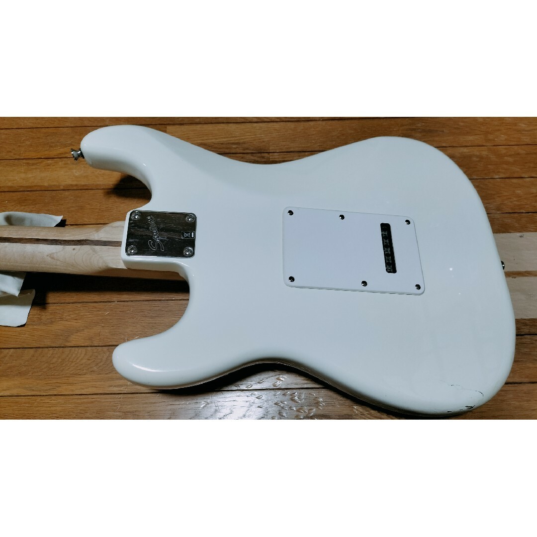 SQUIER(スクワイア)のスクワイヤー　バレット　ストラトキャスター　白 楽器のギター(エレキギター)の商品写真