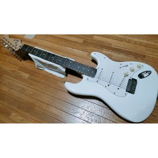 スクワイア(SQUIER)のスクワイヤー　バレット　ストラトキャスター　白(エレキギター)