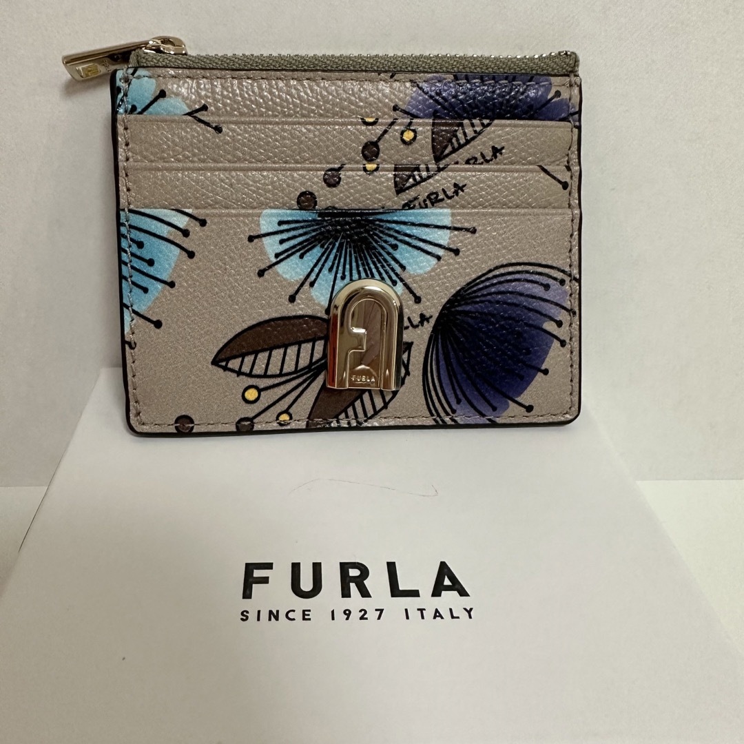 Furla(フルラ)の【新品 未使用】FURLA  カードケース ミニ財布 おしゃれな柄 レディースのファッション小物(財布)の商品写真