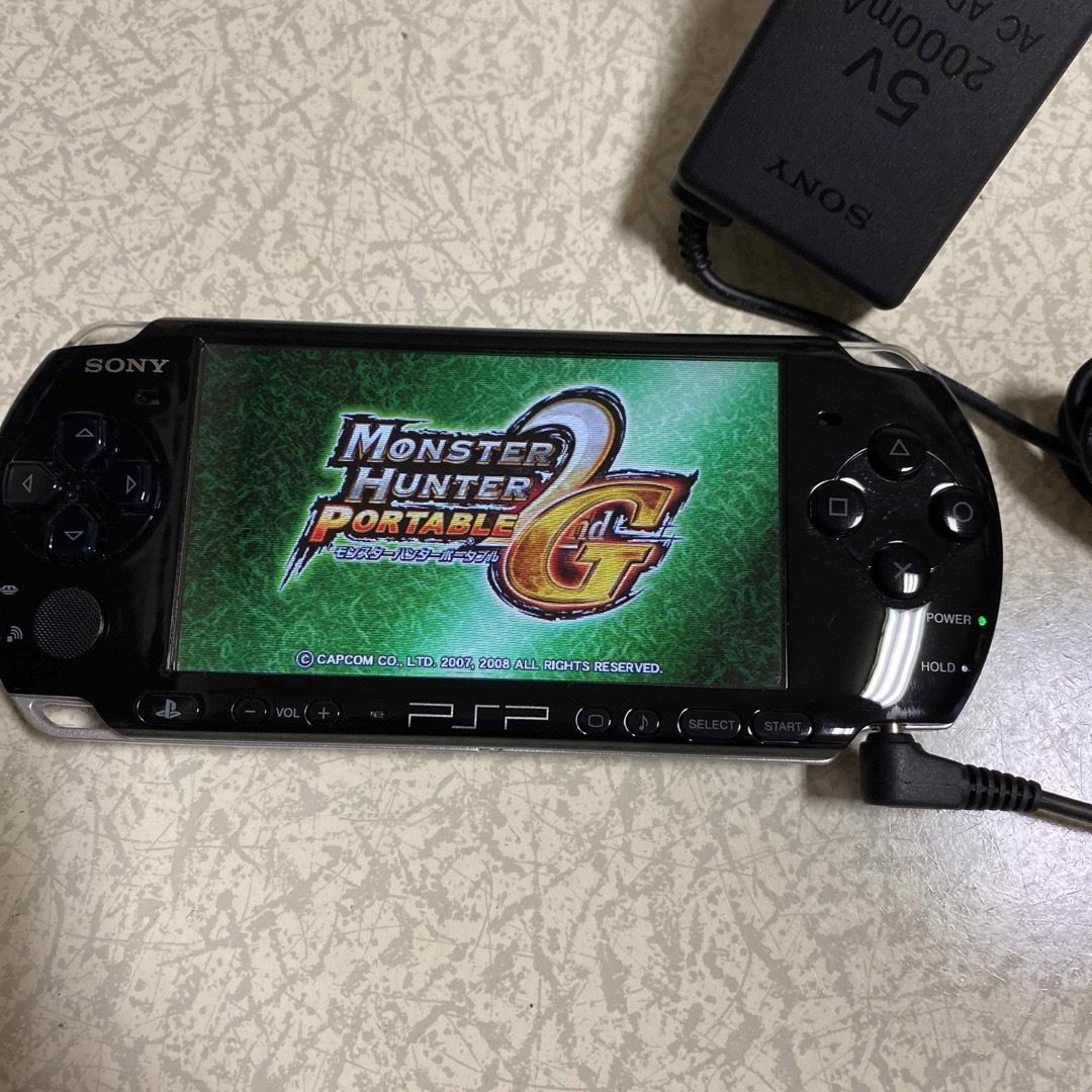 SONY - PSP「プレイステーション・ポータブル」 ピアノ・ブラックPSP