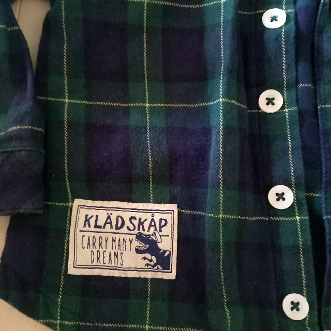 kladskap(クレードスコープ)のお値下げ！グレードスコープ　　長袖チェックシャツ  (サイズ90) キッズ/ベビー/マタニティのキッズ服男の子用(90cm~)(Tシャツ/カットソー)の商品写真