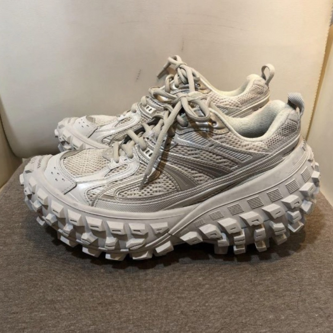 新品 Balenciaga バレンシアガ ディフェンダー レディー 37 - スニーカー