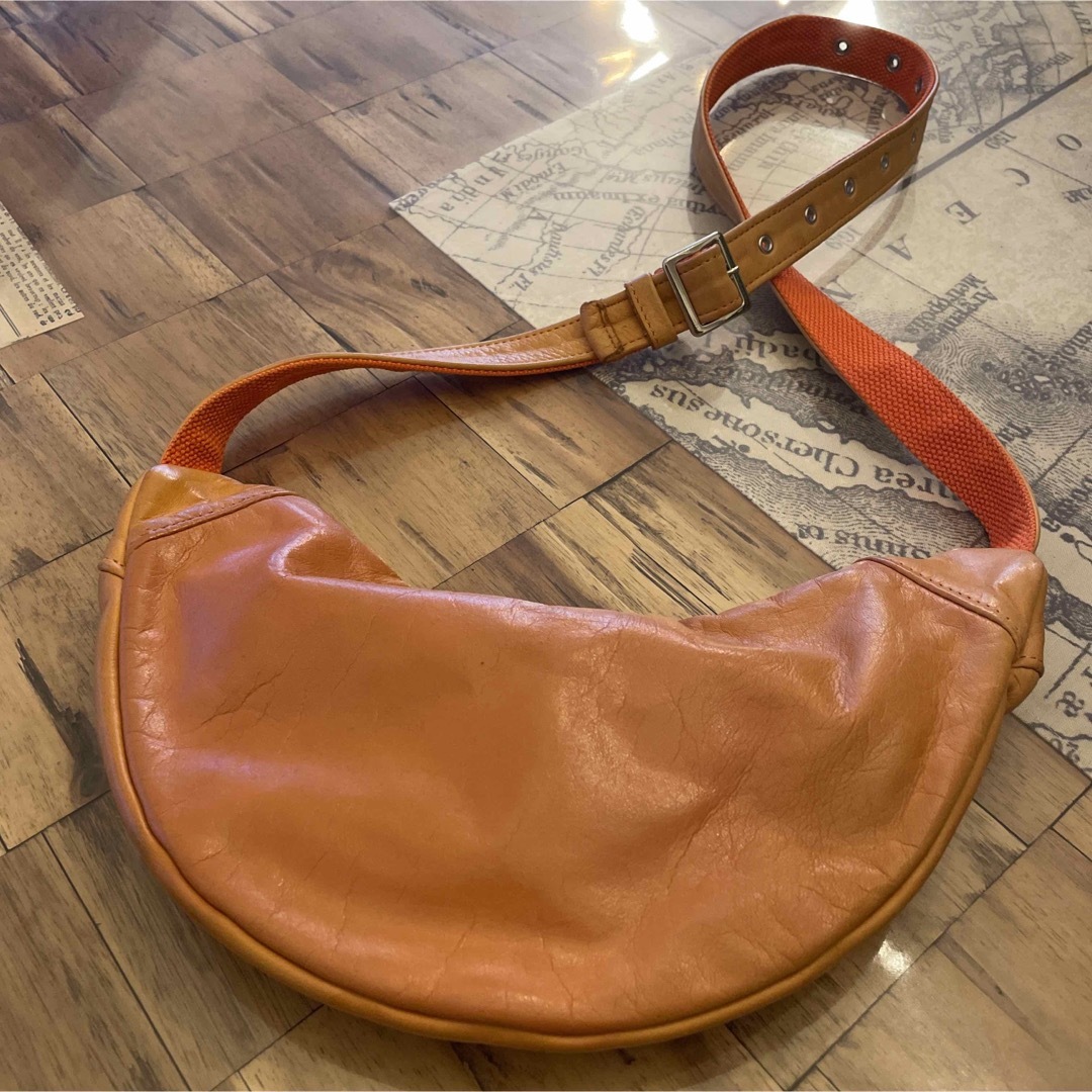sita paranticaショルダーバッグ　オレンジ　ブラウン ボディバッグ メンズのバッグ(ボディーバッグ)の商品写真