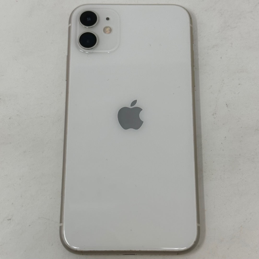 Apple - SIMフリー iPhone 11 128GB MWM22J/A ホワイトの通販 by